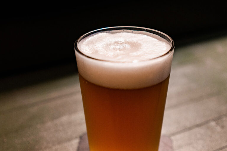 秦野産クラフトビール『HANOCHA』：お茶とビールのユニークな出会い