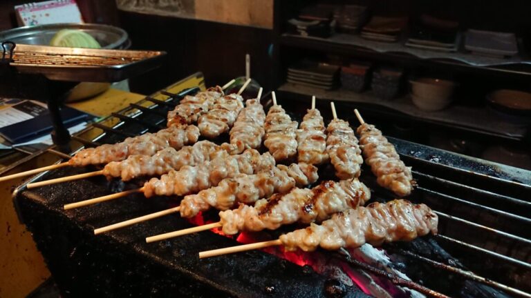 地元・堅田を盛り上げる炭火焼鳥居酒屋「遊心亭 てもや」