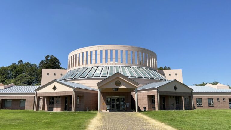 ただの図書館ではない!”非日常”をお届けする水戸市立西部図書館(後編)