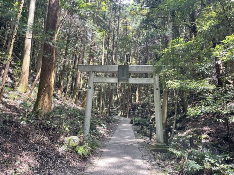 ひんやり涼しいパワースポット♪夏のおでかけは三重県志摩市の「天の岩戸」がおすすめ