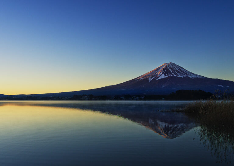 プチ旅行気分を味わいたいなら、河口湖 旅の駅へ