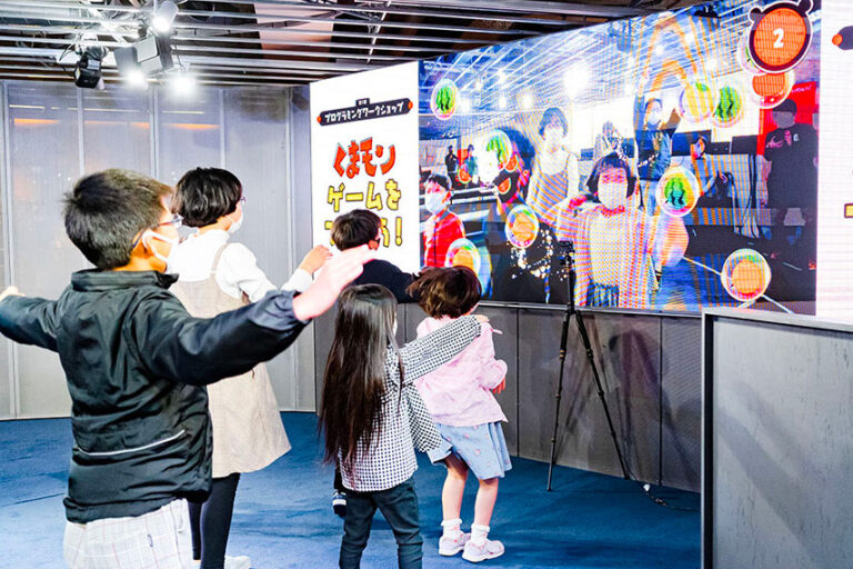 今からでも間に合う！しくみデザインが提案する、クリスマス店頭イベントのアイデア5選　次世代型広告で集客効果を最大化