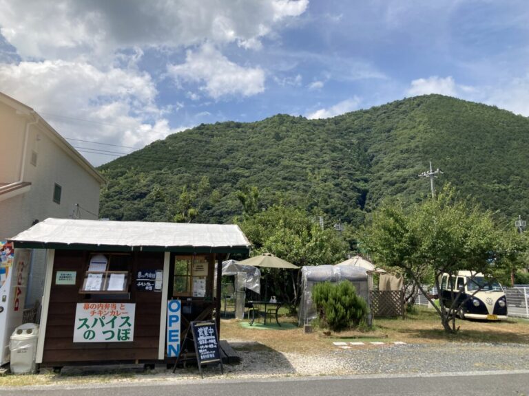 錦川沿いでピクニック気分♪カレーと幕の内弁当のお店「スパイスのつぼ」｜山口県岩国市