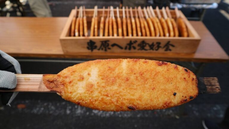 岐阜の奇祭。クロスズメバチの飛び交う「くしはらヘボまつり2023」再開！今年も例年通りの11月3日！