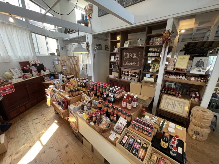 招くしょうゆ屋 タケシゲ醤油 全国区のテレビでも紹介された「にんにくポン酢」の産みの親が作った「魔法のタレ」とは!?〜お客さまと共に進化し続ける調味料の秘密〜【前編】