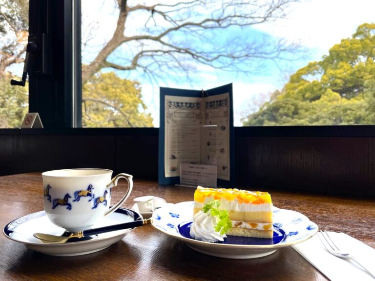 洗練と癒しが交差する大人のためのカフェ「Café Ehrismann（カフェ エリスマン）」｜横浜・元町