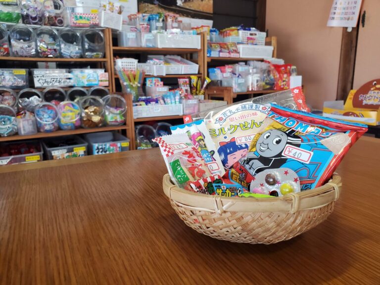 静岡おでんとところてんが楽しめる駄菓子屋「かんとんや」｜静岡県島田市