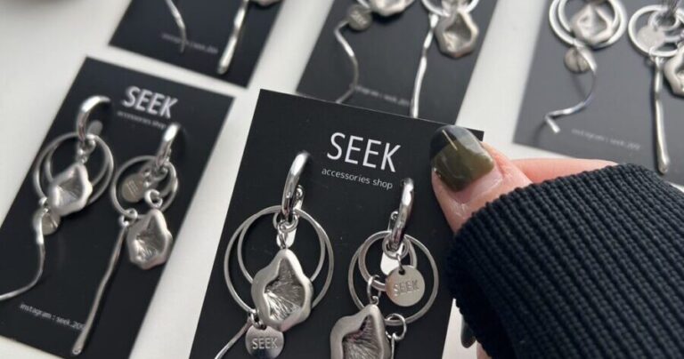 ヴィンテージボタンが現代に蘇る！究極の大人モード「SEEK」が紡ぐシルバーアクセサリーの新しい物語｜北海道江別市