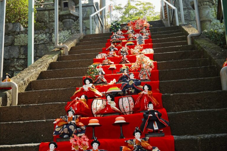 【700体の雛人形が集う】愛と歴史を感じる松原宿ひな祭り|長崎県大村市