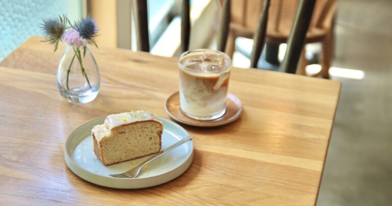 座席数もスタッフ数も、経営的には非常識。すべてはママの元気のために｜さいたま「UP COFFEE」