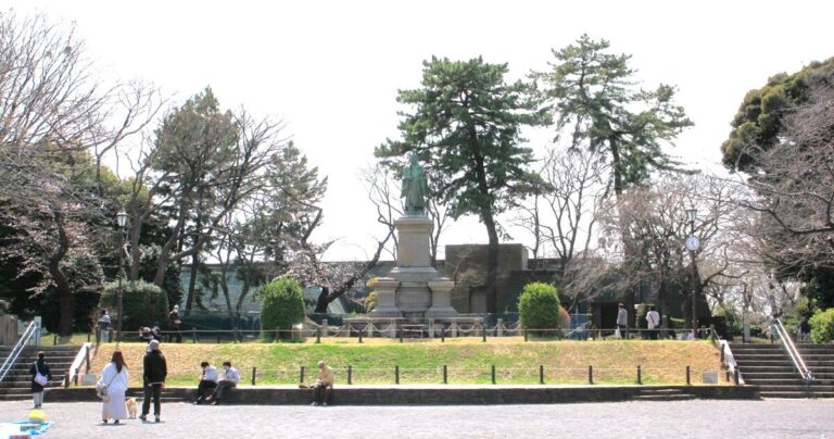 街中に緑を保つ井伊直弼公ゆかりの地『掃部山公園』｜横浜市西区