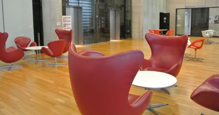 絵画に建築に食！アートを堪能できる｜国立新美術館