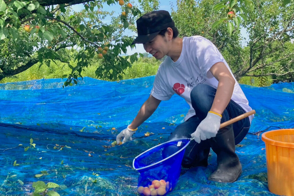 「梅ボーイズ」リーダーの山本将士郎さん。