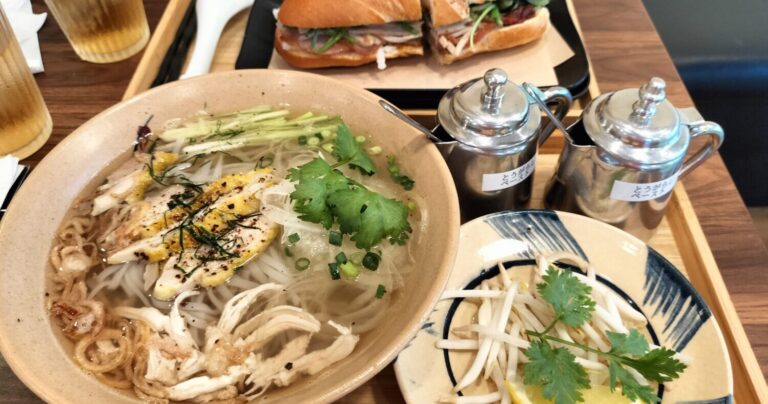 東京・町田市｜ベトナムの本場の味をリラックス空間で　「風鈴Cafe & Restaurant CHUÔNG GIÓ MACHIDA」