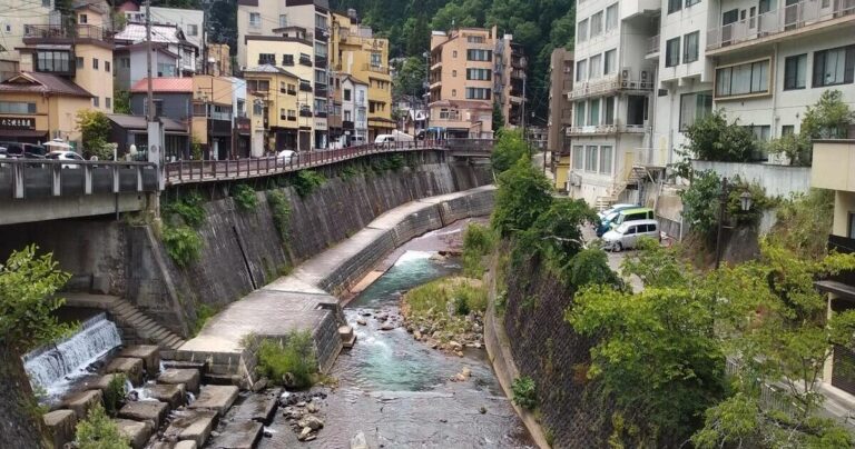 福島市街からアクセス抜群！日帰り旅行にもおすすめな温泉街「土湯温泉」をご紹介｜福島県福島市