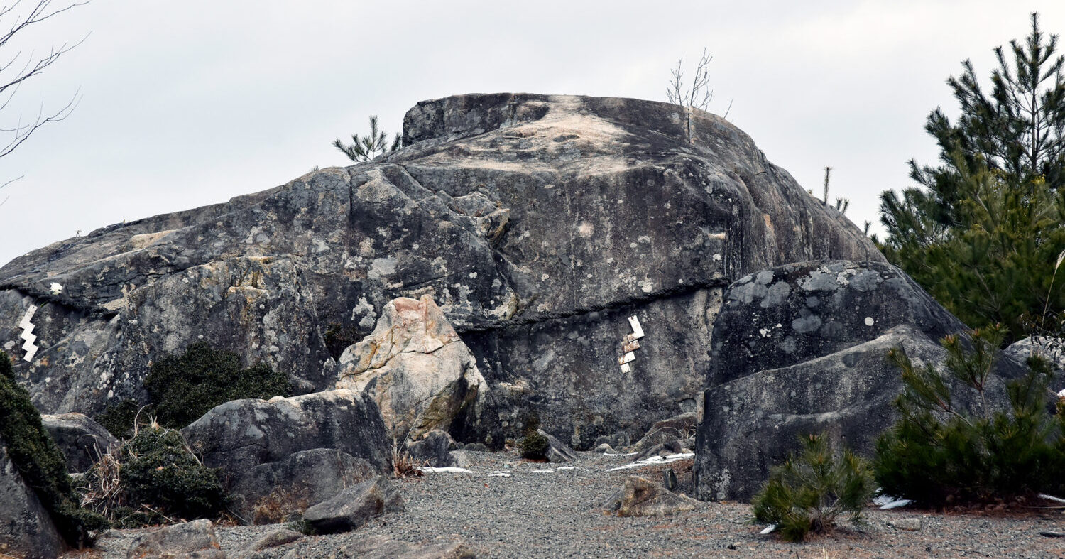 人に出会うことは滅多に無い、山里のポツンと一軒聖地に詣られたし：天