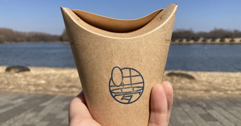 豆を1粒ずつ手作業で選別!叶夢でおいしいコーヒーを堪能