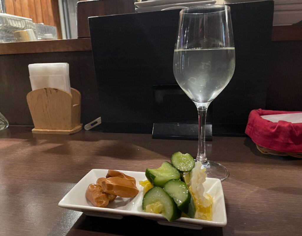 お通しと日本酒