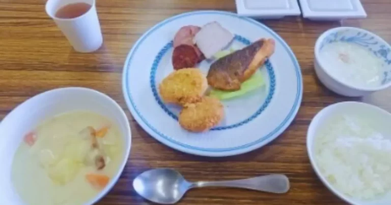 【ここみカフェ】で無料の食事を楽しむ！地域貢献の新しい形｜北海道函館市