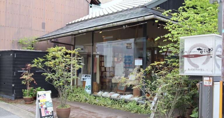 【奈良土産の新定番】使うほど肌に馴染む『育てる布』！蚊帳織り雑貨「ならっぷ」の魅力