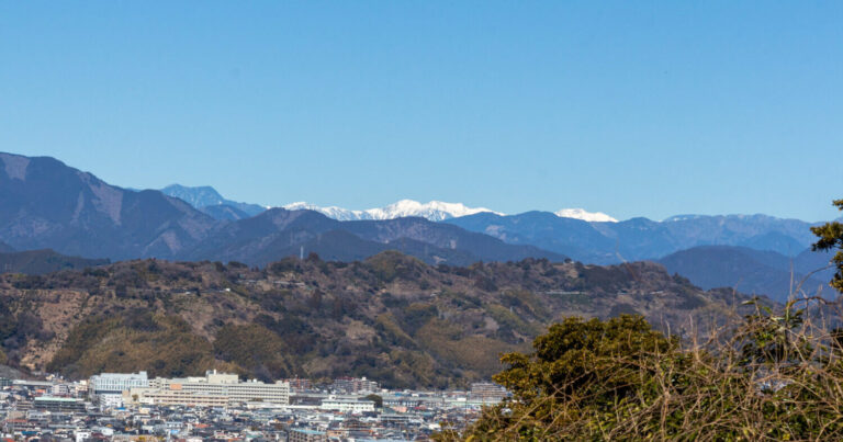 静岡市の街中にある里山「谷津山」で古代史浪漫を感じるハイキングに出かけよう!