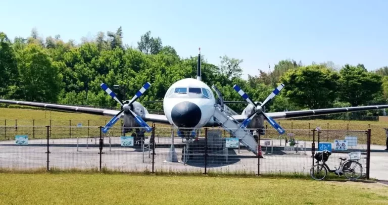 間近で航空機が離着陸！航空機ファン必須の公園「さぬきこどもの国」