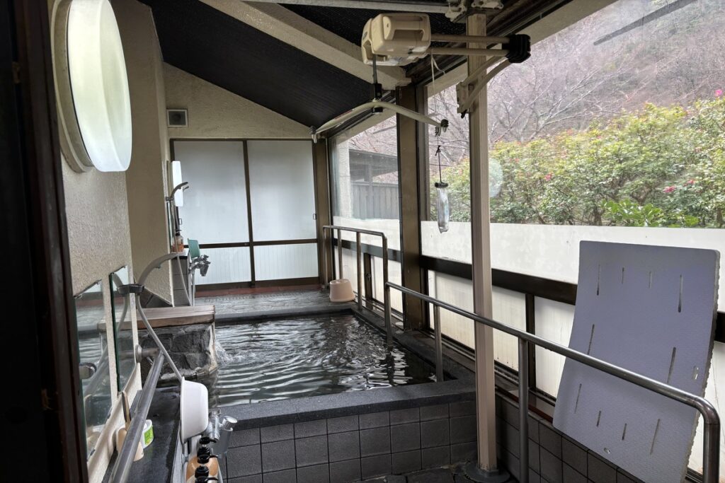 浜坂温泉保養荘、介助風呂