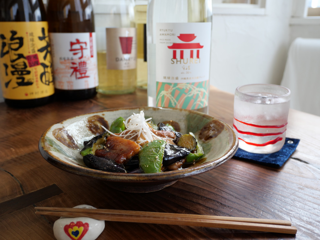 自家菜園でとれた野菜を使用した「豚肉ピーマンナス黒酢炒」