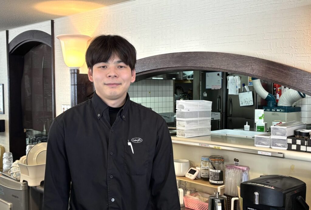 湯村温泉、カフェ98℃