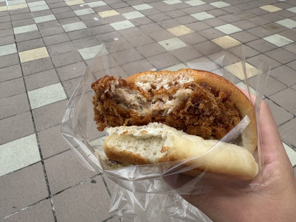 焼きたてパン プリンス フルーニ