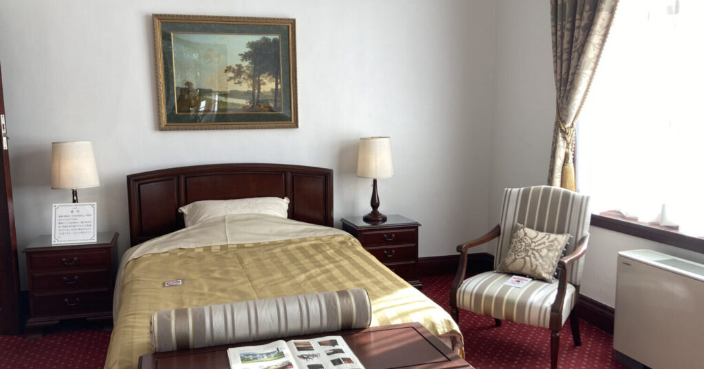 横浜家具のベッドルーム