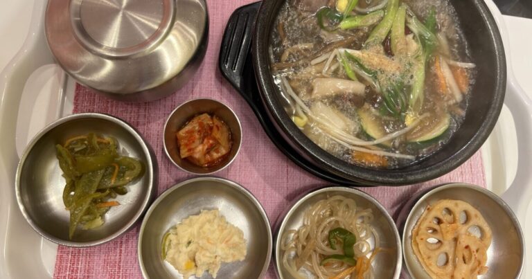 韓国薬膳が食べられる！大阪鶴橋の「韓カフェスタイル」ならね｜大阪府大阪市