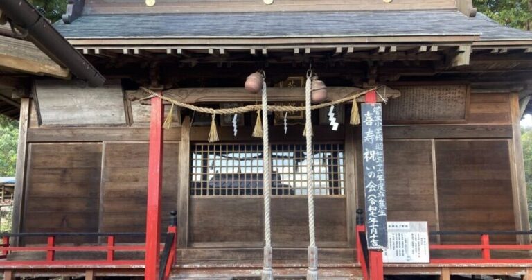 バイクライダーに人気！美しい鳥居が目を惹く「菅生神社」