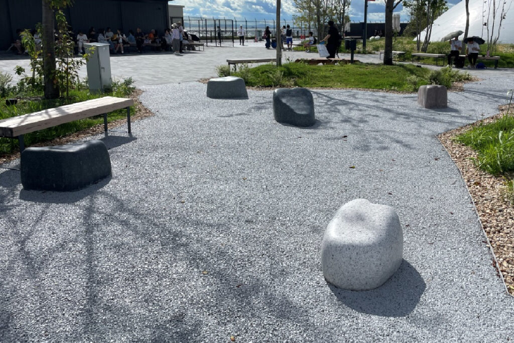 大阪石材工業ーLove Stone Project EXPO 2025:五大陸の石の配置