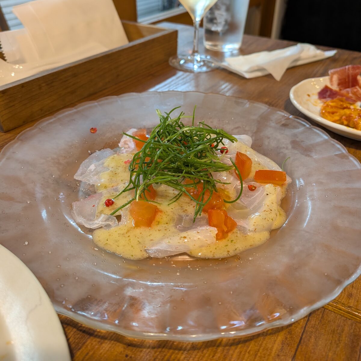 キツネノアトチの「真鯛のカルパッチョ」