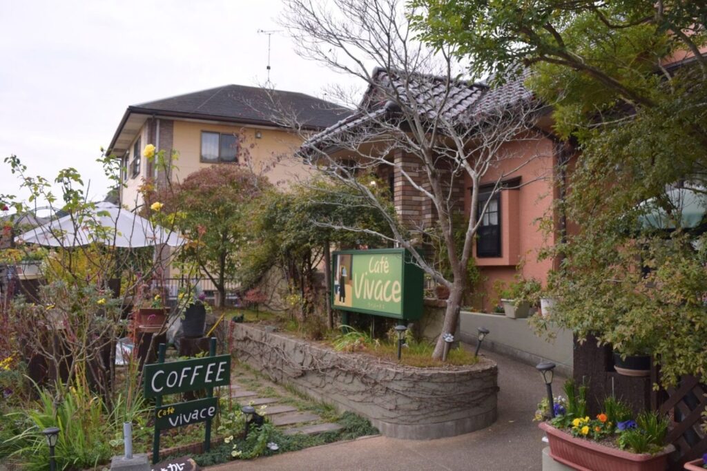 佐賀県鳥栖市にある喫茶店ヴィバーチェ