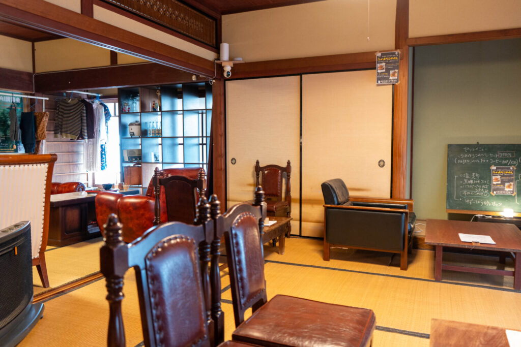 カフェ内部の様子
