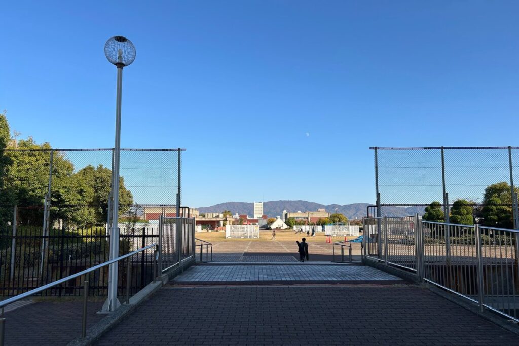 東大阪　公園　スカイランド