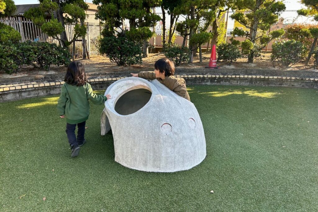東大阪　公園　スカイランド　幼児広場