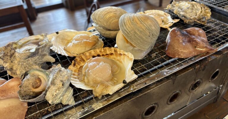 ホタテもサザエもホンビノスも好きなだけ！90分食べ放題の「浜焼き屋」で過ごす贅沢時間