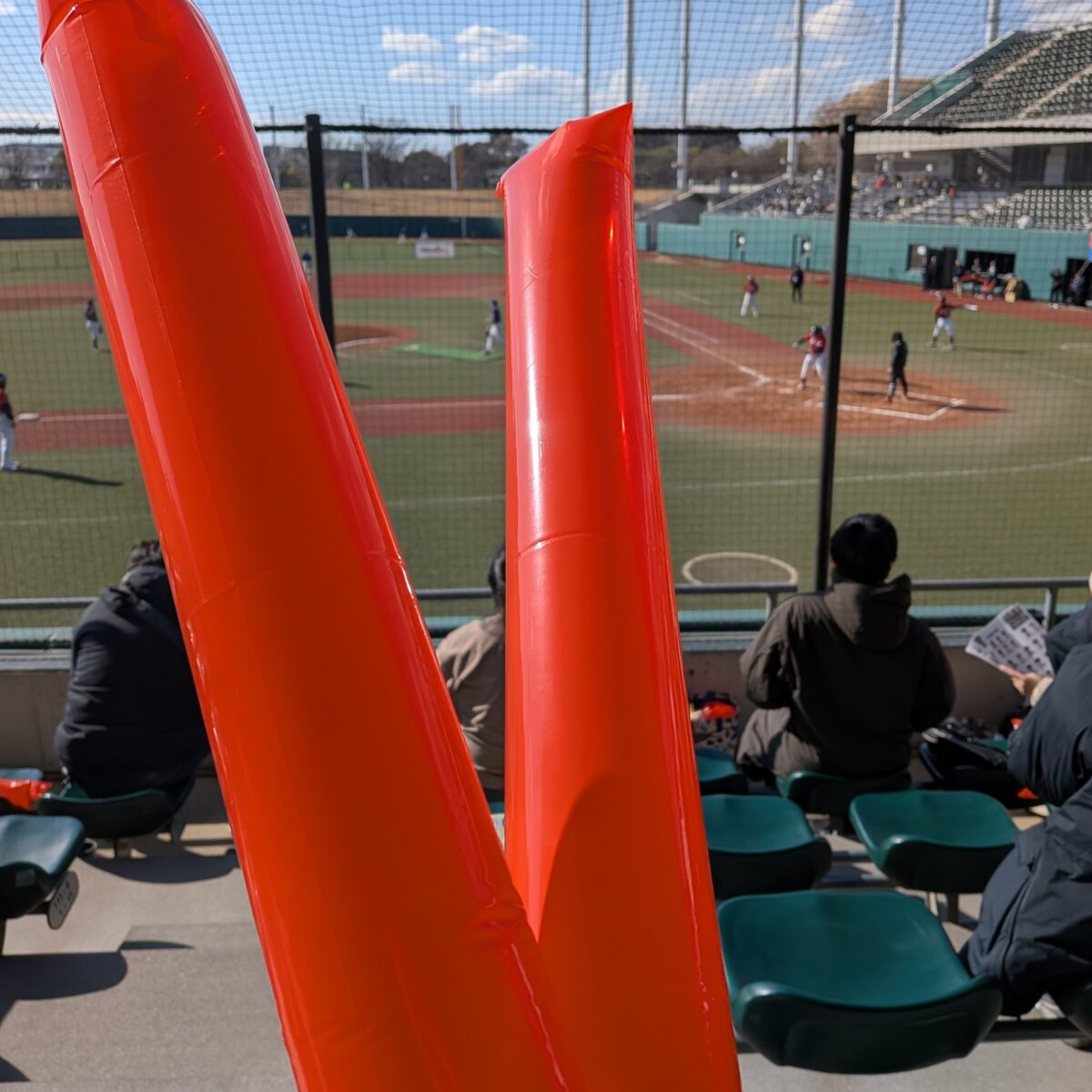 ハンズホールディングスCUPのスティックバルーン