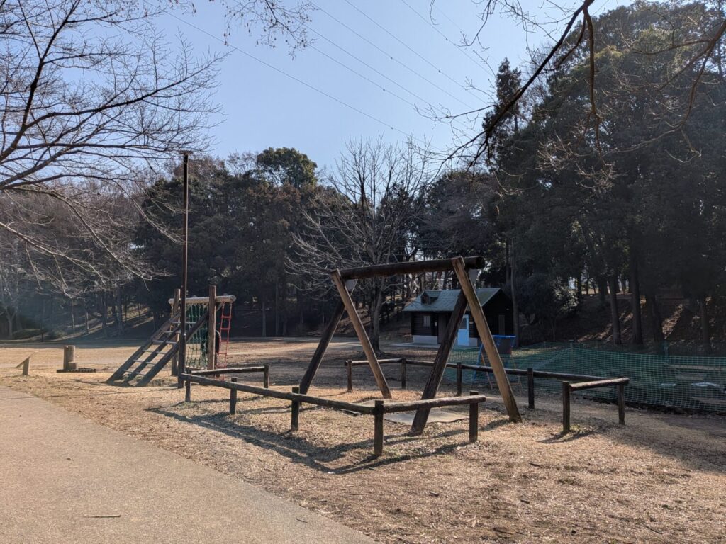 東部近隣公園のアスレチック遊具