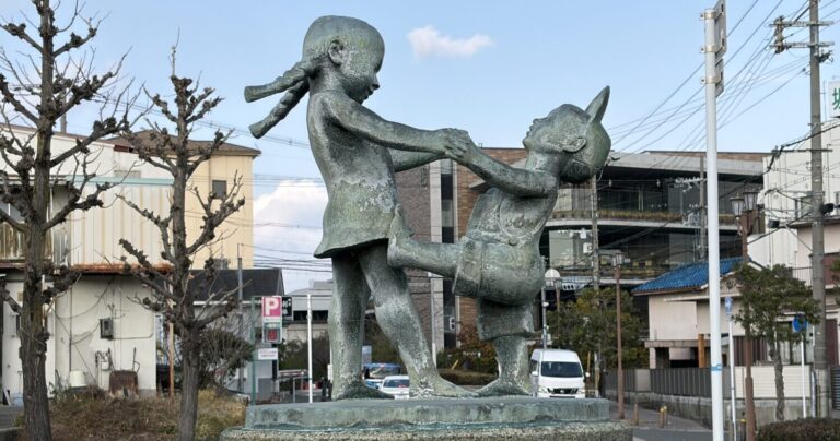 軍用鉄道の名残を残す廃線跡!中宮平和ロードを歩いてみた|大阪府枚方市