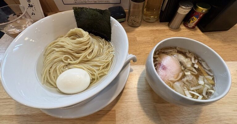 中華蕎麦 神山で味わう、粘りと旨味が重なる特製昆布水つけ麺