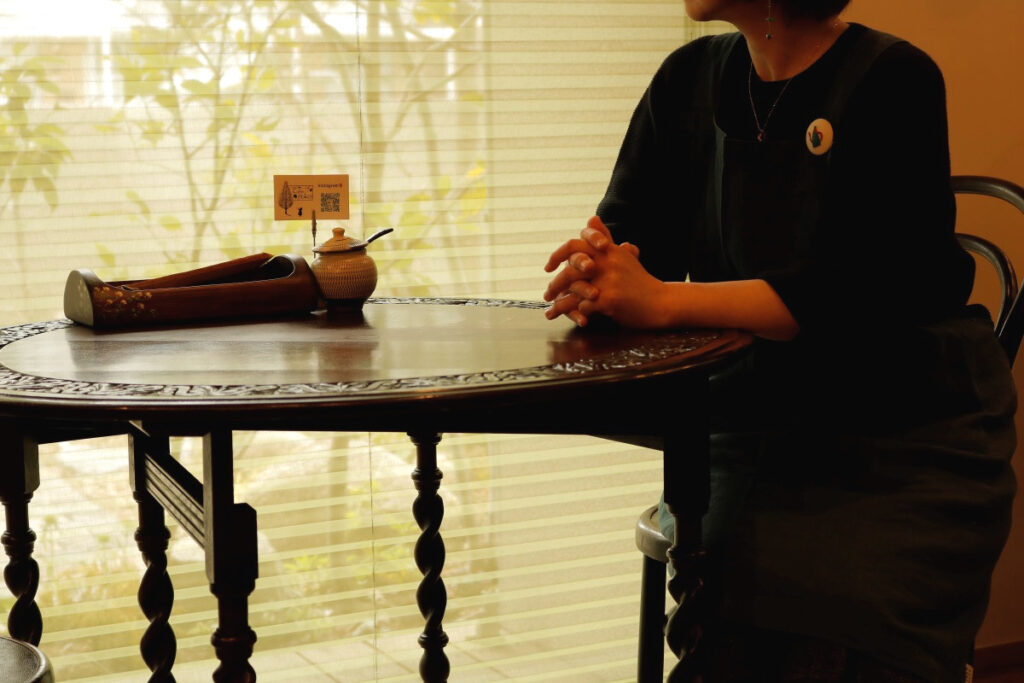 カフェポコー/Cafe Pokój――ご店主ポートレート