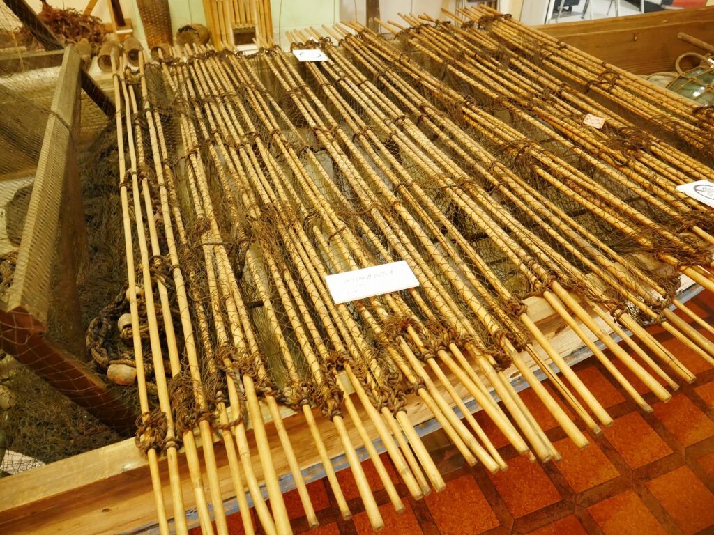 囲目網漁用簀子