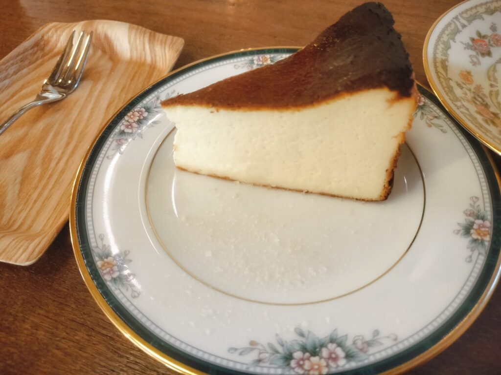 バスクチーズケーキ