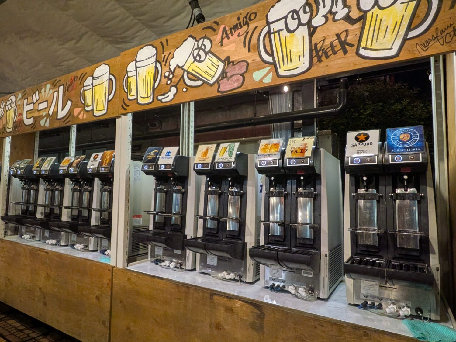 マイアミ名物の大手4メーカーのビールサーバー