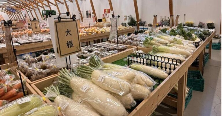 季節の味覚を求めて和歌山県かつらぎ町へ。地元の人で賑わう道の駅へ行ってきました!