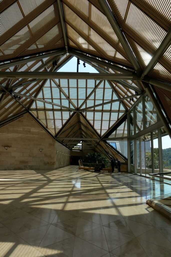 MIHO MUSEUM（ミホミュージアム）滋賀・美術館・建築